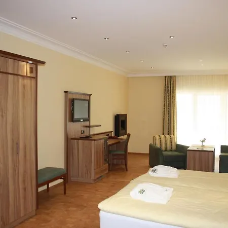 Wald-hotel Heppe Dammbach