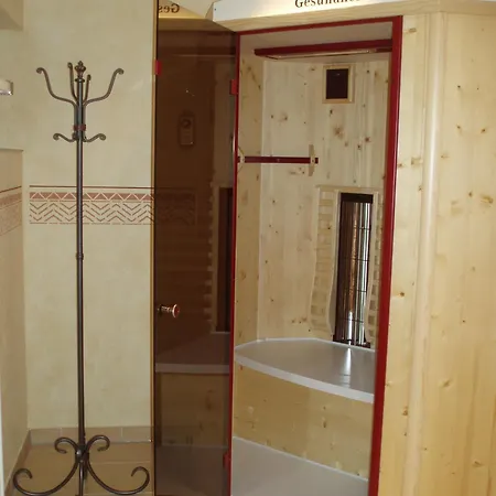 Wald-hotel Heppe מלון Dammbach