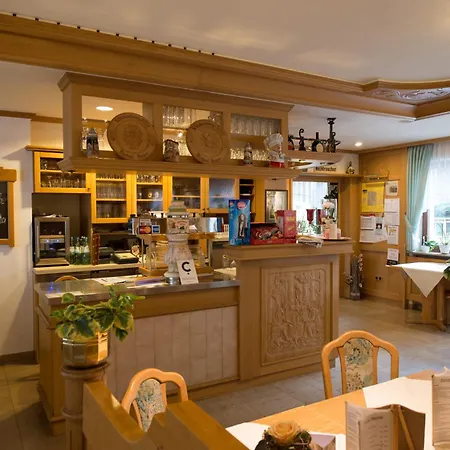 Wald-hotel Heppe Dammbach