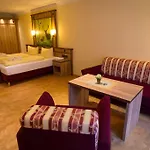 Wald-hotel Heppe Otel