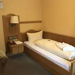 Wald-hotel Heppe 3*